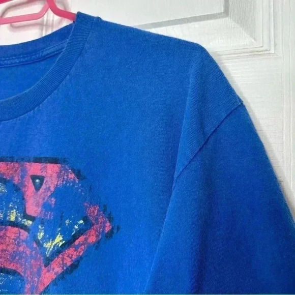 NTD Apparel Superman T-Shirt Blue / Red / Yellow Size Large - Picture 4 of 16